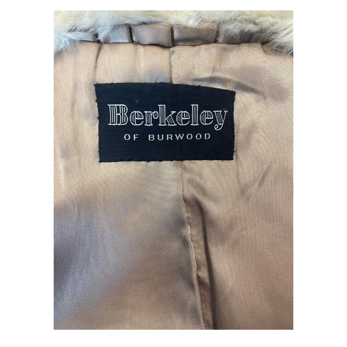 A Second Chance - Berkeley Coat Real Women - Delivery All Over Lebanon