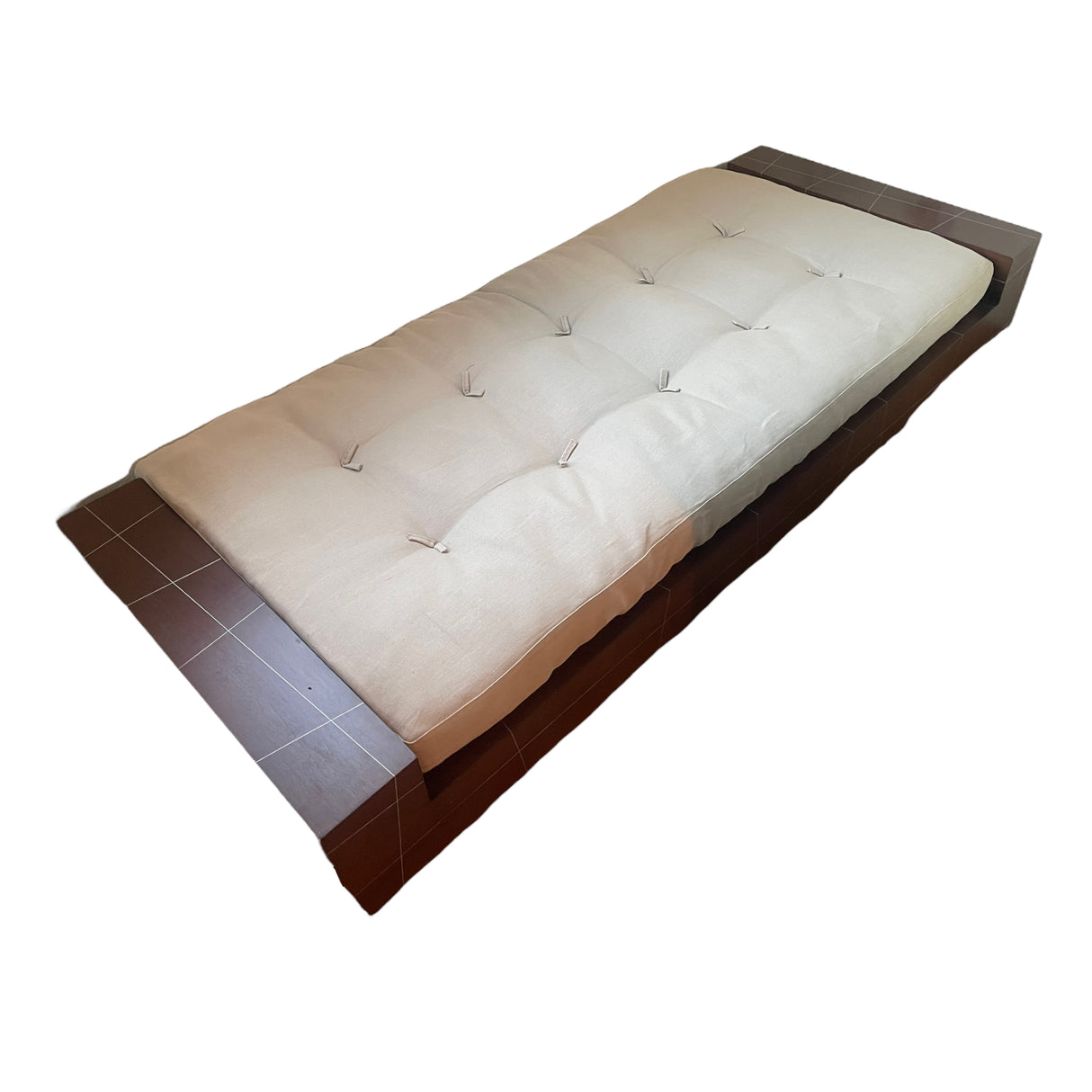 a Second chance - Sofa With three pillows Nada Debs - Delivery all Over Lebanon