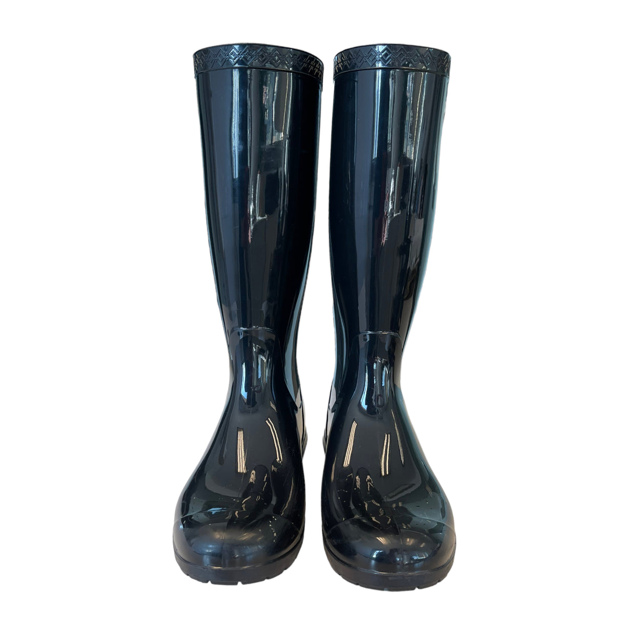 A Second Chance - UGG 38 High boots Women - Delivery All Over Lebanon