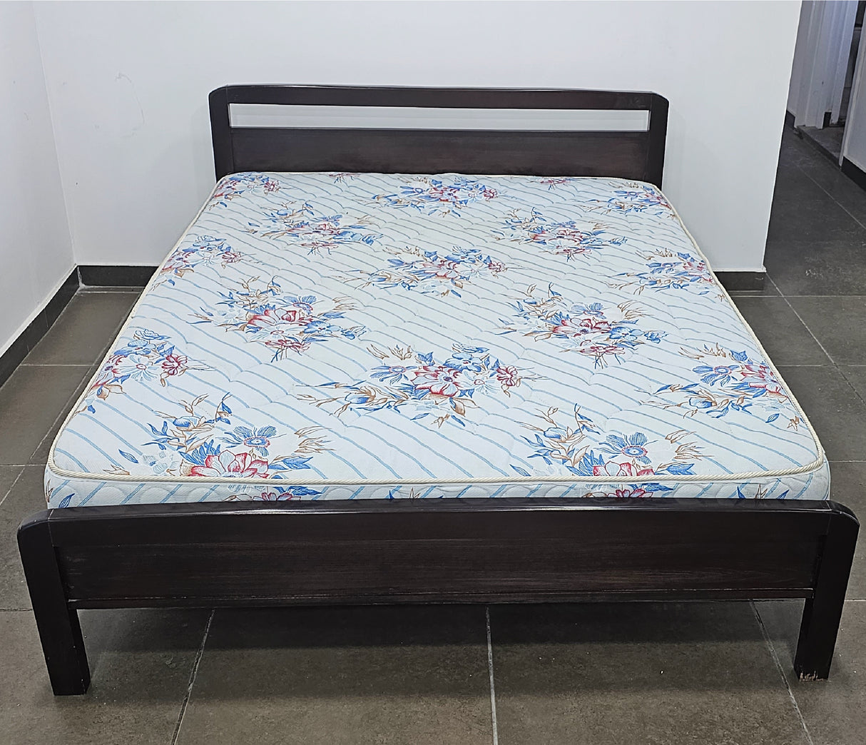 A Second Chance - Wood Bed with Mattress - Delivery All Over Lebanon