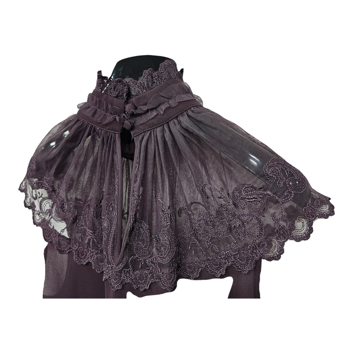 Embroidered Detelle Top