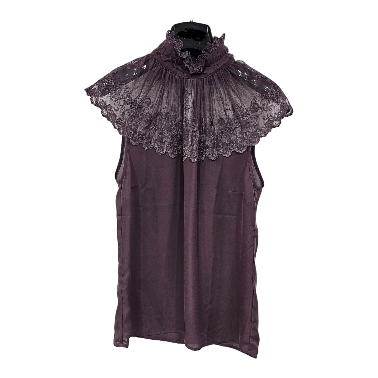 Embroidered Detelle Top